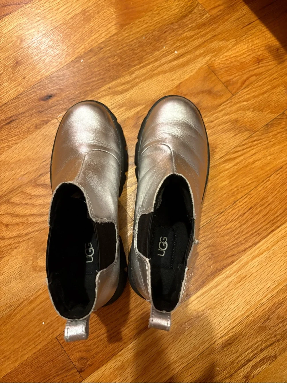 UGG Kids Metallic Silver Chelsea Boots with Black Elastic